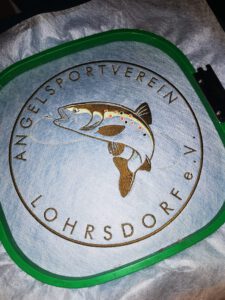 Bestickung von Polo-Shirts